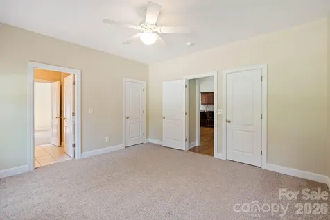 1851 29th Avenue Place NE Hickory NC 28601