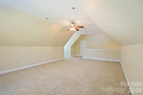 1851 29th Avenue Place NE Hickory NC 28601