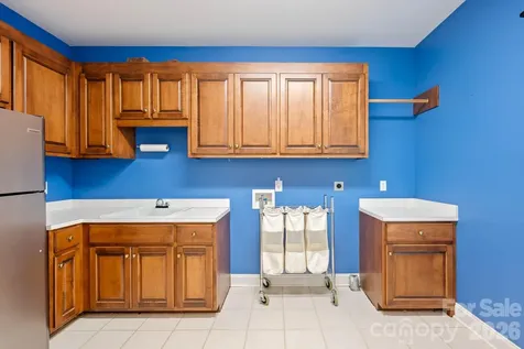 1851 29th Avenue Place NE Hickory NC 28601