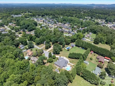 1851 29th Avenue Place NE Hickory NC 28601
