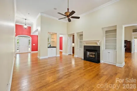 1851 29th Avenue Place NE Hickory NC 28601
