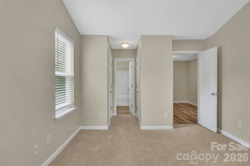 8500 Four Sisters Lane Charlotte NC 28215