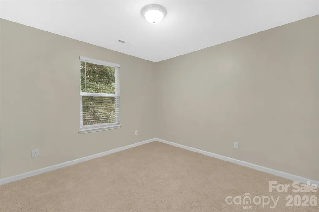 8500 Four Sisters Lane Charlotte NC 28215