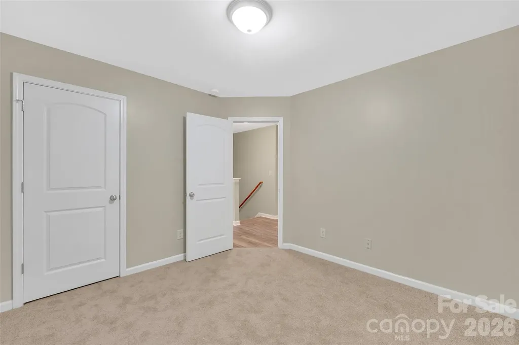 8500 Four Sisters Lane Charlotte NC 28215