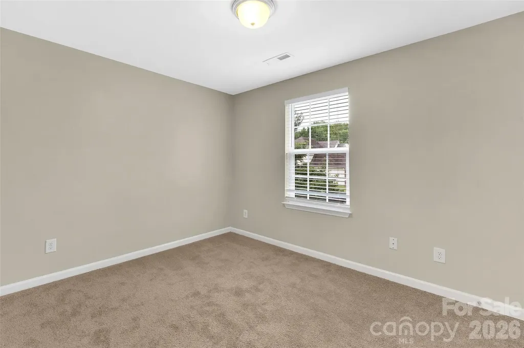 8500 Four Sisters Lane Charlotte NC 28215