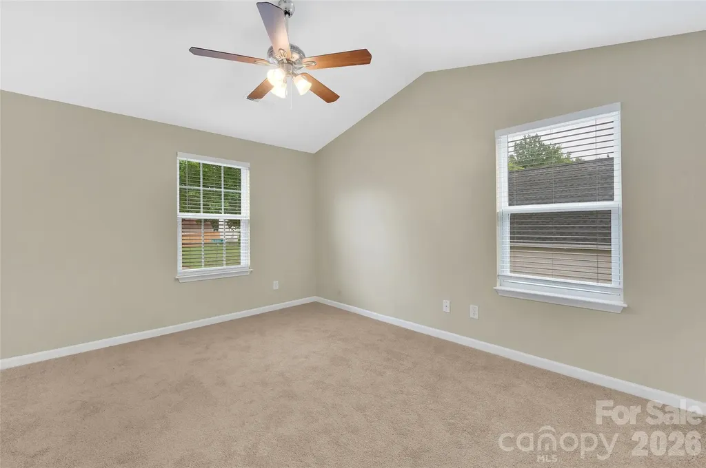 8500 Four Sisters Lane Charlotte NC 28215