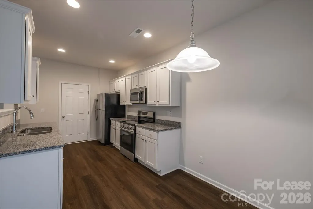 208 S Bell Avenue Albemarle NC 28001