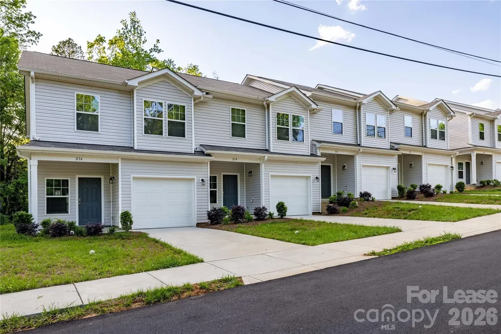 208 S Bell Avenue Albemarle NC 28001
