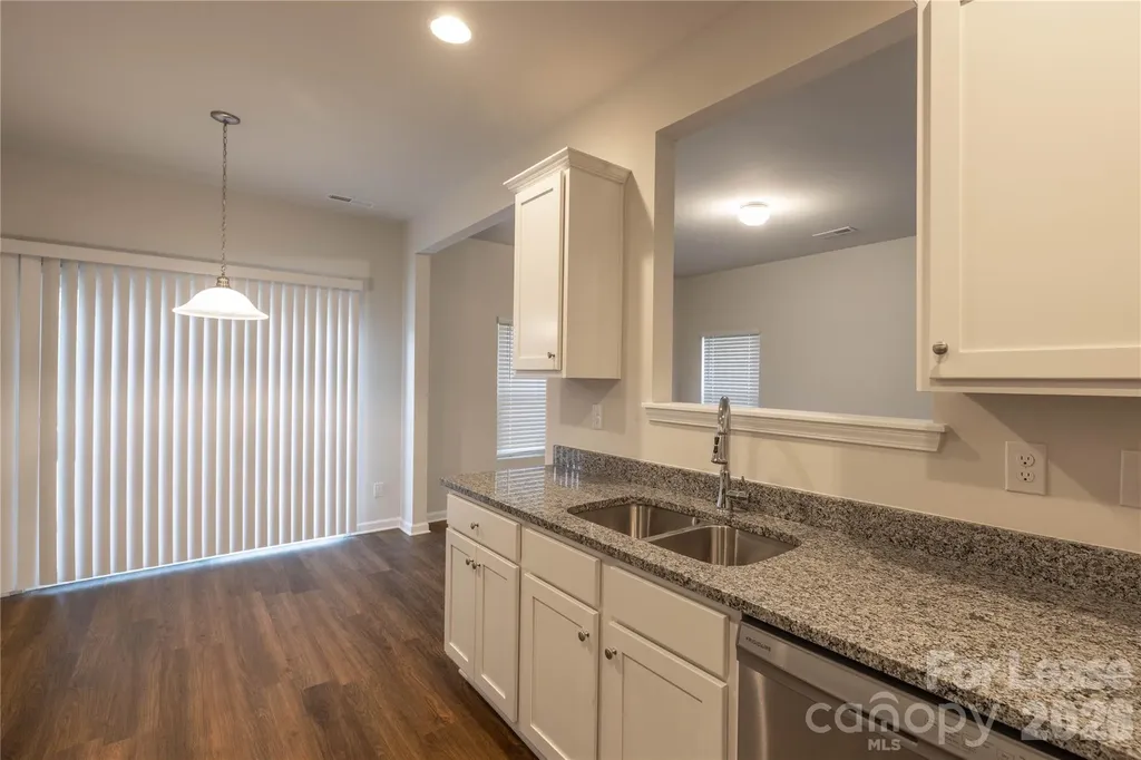 208 S Bell Avenue Albemarle NC 28001