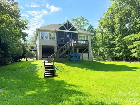 2051 Great North Road Winnsboro SC 29180