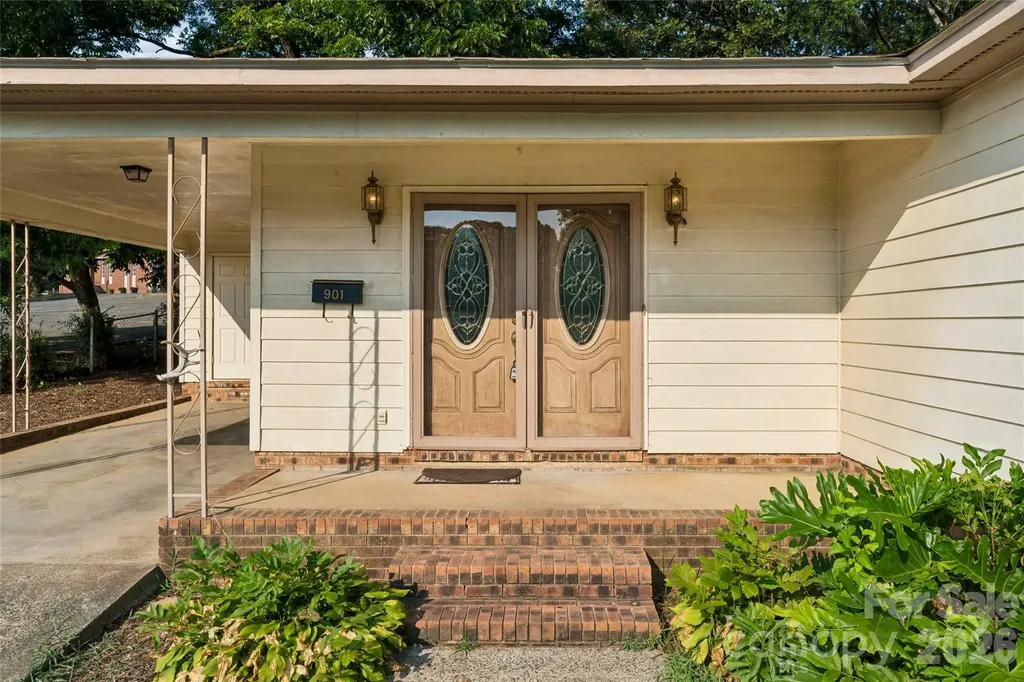 901 Kennedy Street Monroe NC 28110