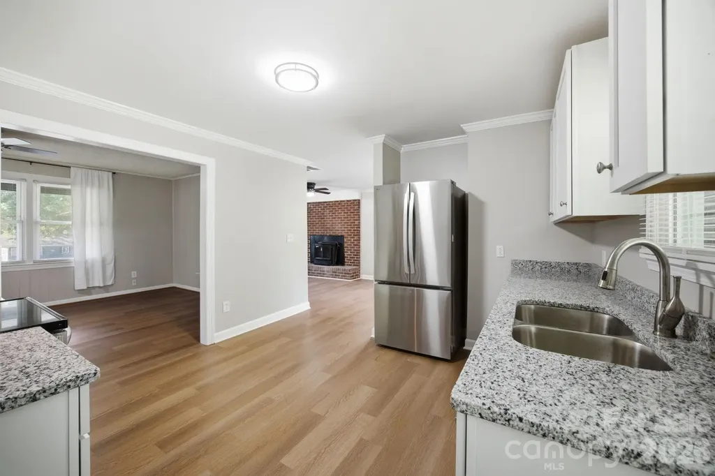 3123 Castle Avenue Hickory NC 28601