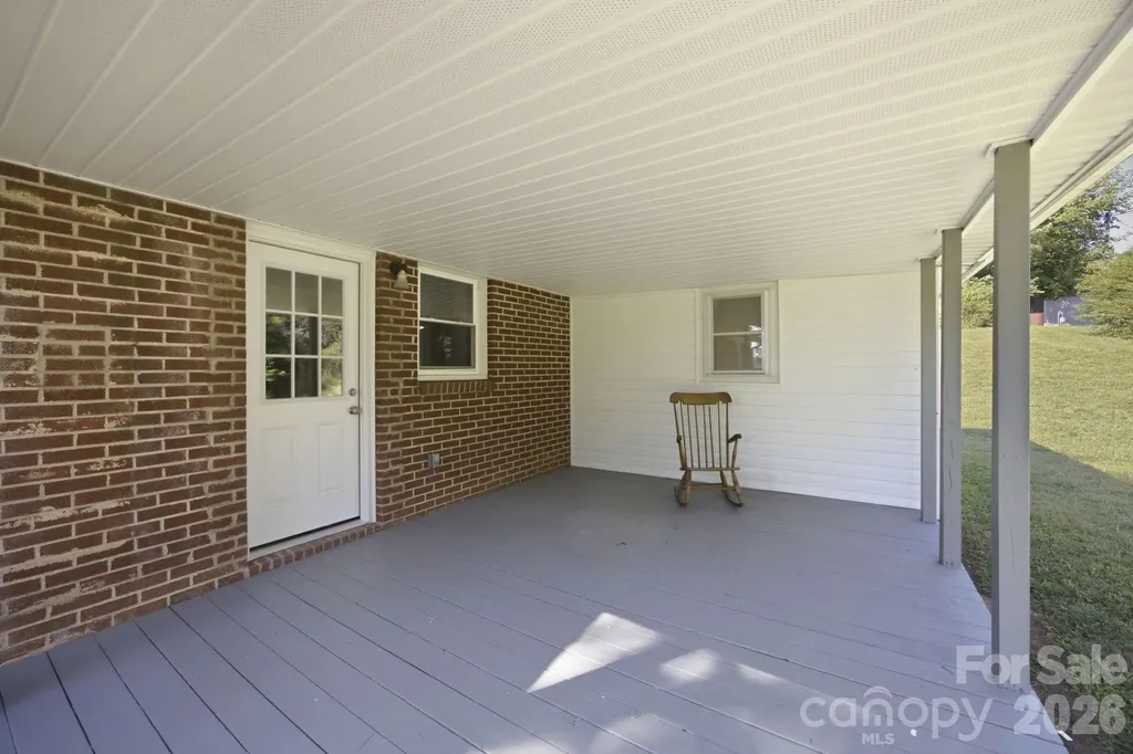3123 Castle Avenue Hickory NC 28601