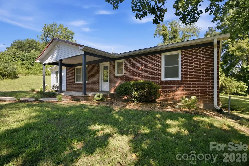 3123 Castle Avenue Hickory NC 28601