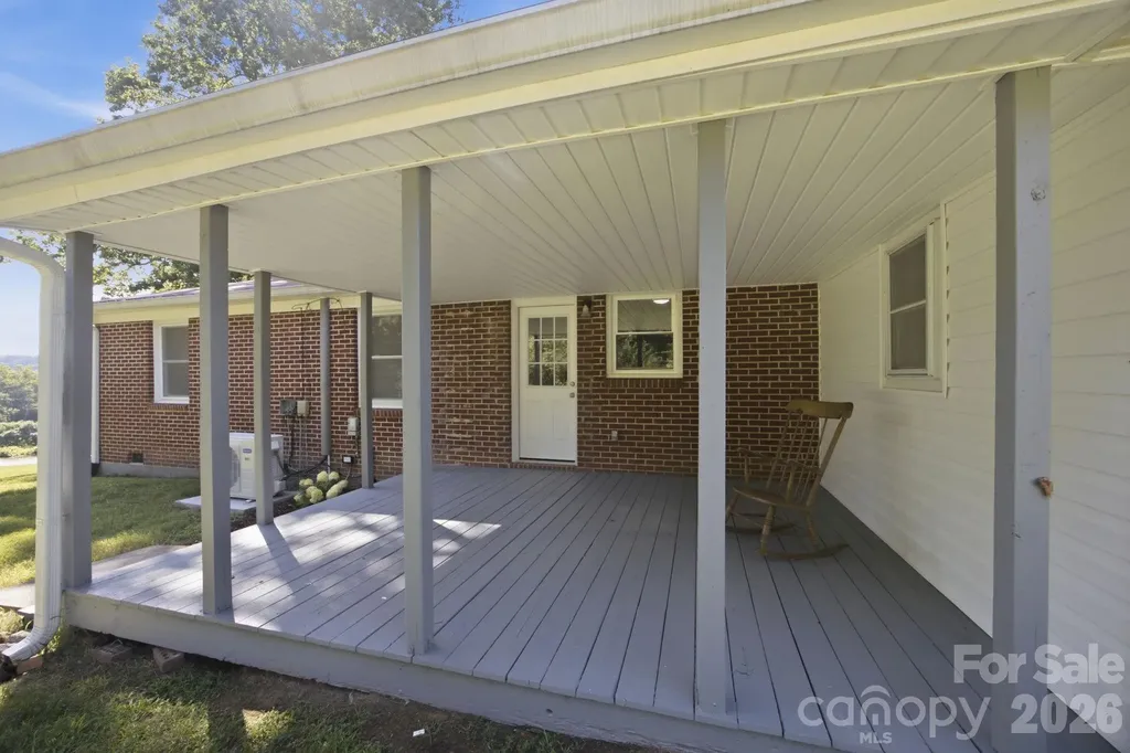 3123 Castle Avenue Hickory NC 28601
