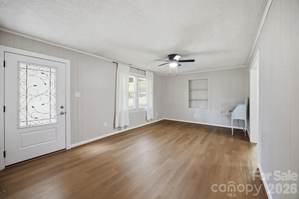 3123 Castle Avenue Hickory NC 28601