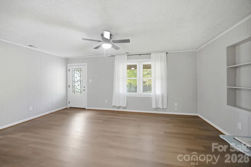 3123 Castle Avenue Hickory NC 28601