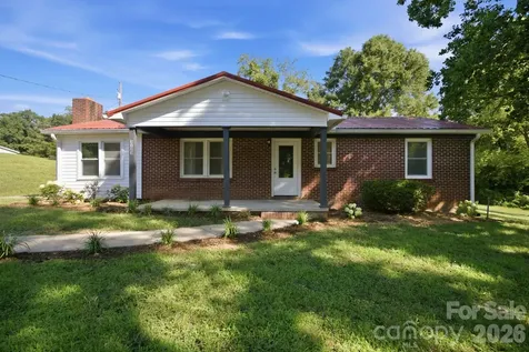 3123 Castle Avenue Hickory NC 28601