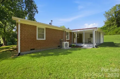 3123 Castle Avenue Hickory NC 28601