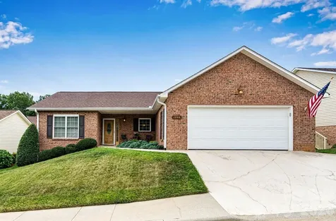 1284 Wexford Village Circle NE Lenoir NC 28645