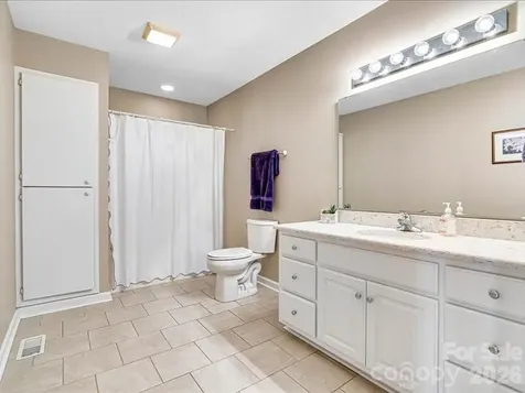 1284 Wexford Village Circle NE Lenoir NC 28645
