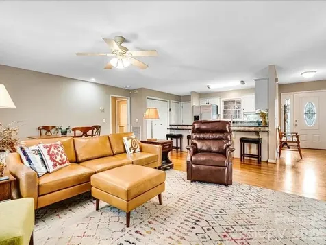 1284 Wexford Village Circle NE Lenoir NC 28645
