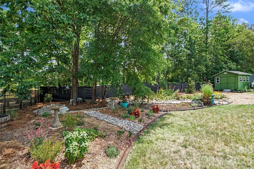 5107 Summerell Avenue Gastonia NC 28056