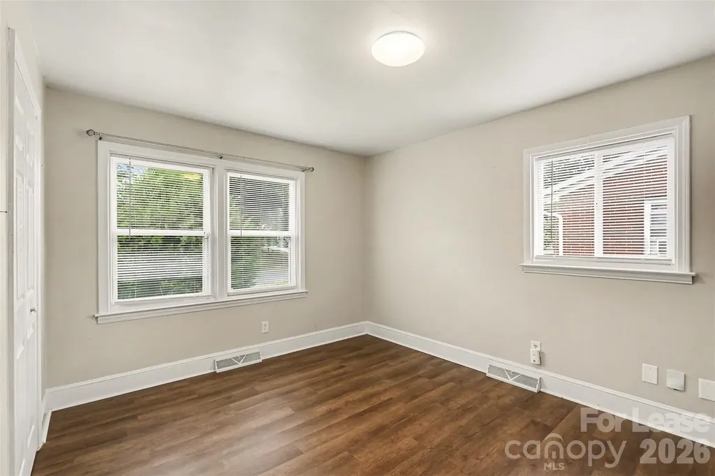 3430 Meredith Avenue Charlotte NC 28208