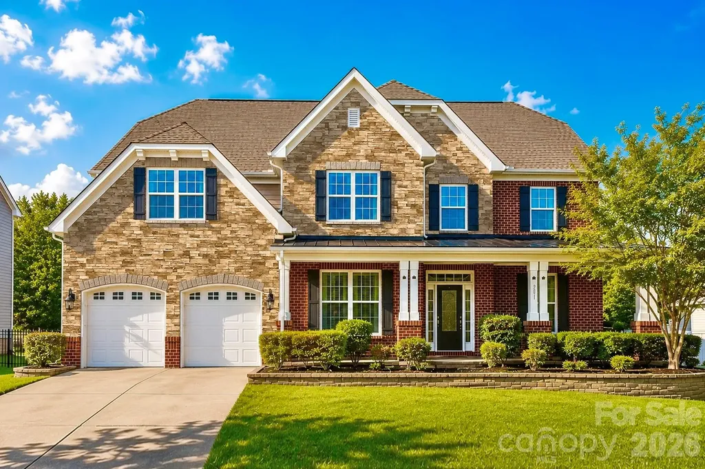 2017 Topaz Plaza Davidson NC 28036