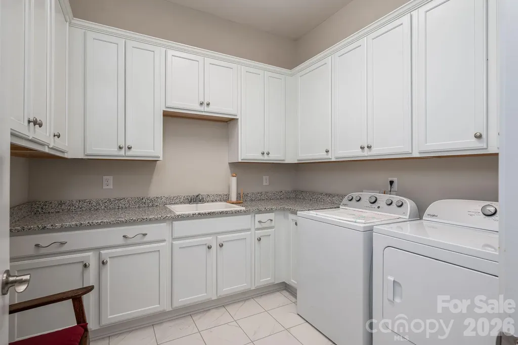 5247 Courtyard Lane Belmont NC 28012