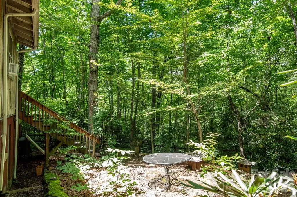 309 Sourwood Road Black Mountain NC 28711