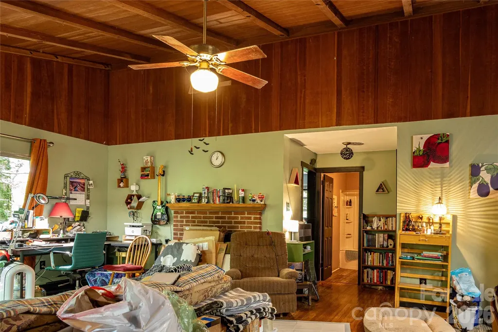 309 Sourwood Road Black Mountain NC 28711