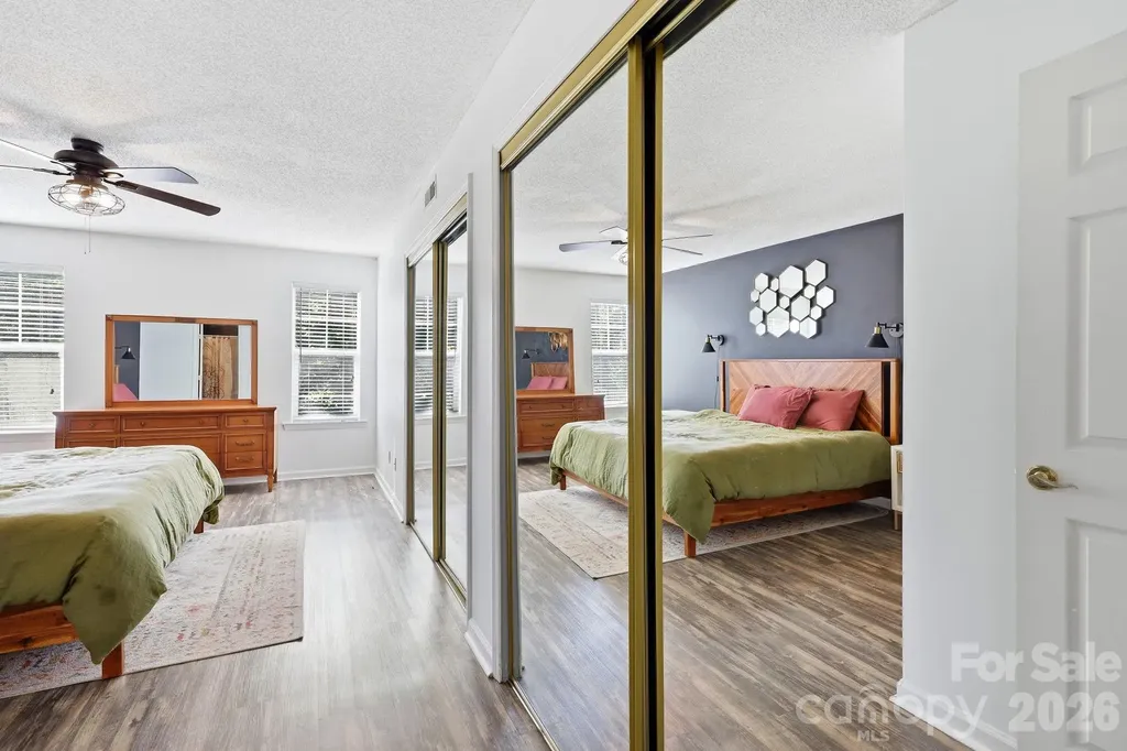 2705 Deermouse Way Hendersonville NC 28792