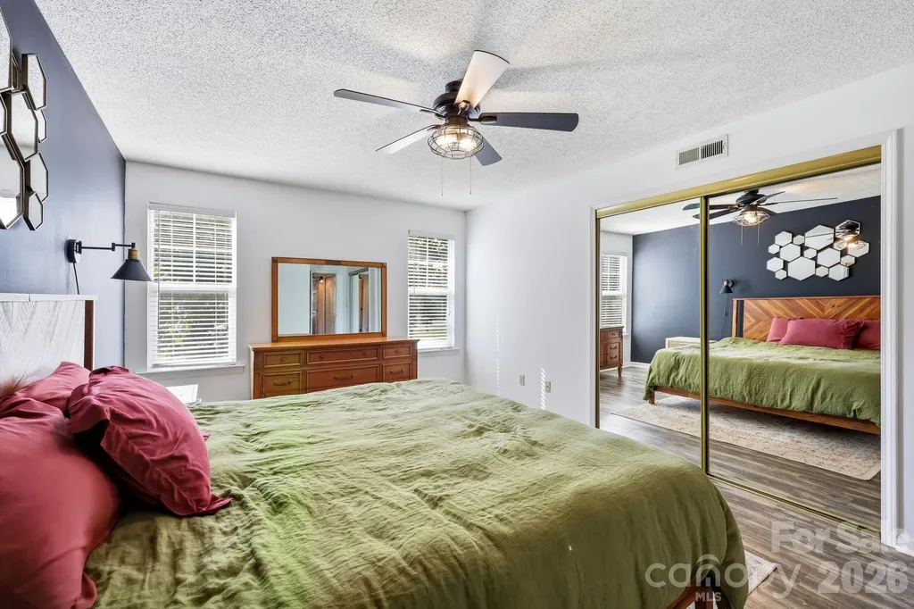2705 Deermouse Way Hendersonville NC 28792