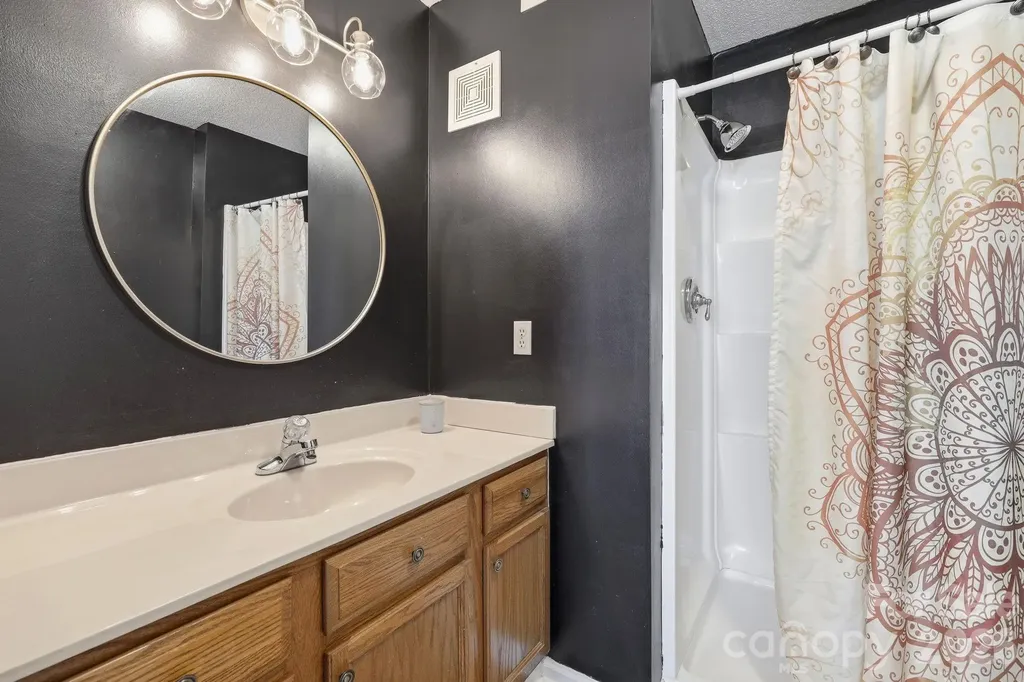 2705 Deermouse Way Hendersonville NC 28792