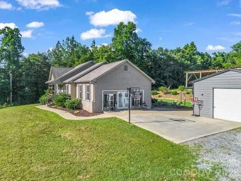 117 Clarence Road Rutherfordton NC 28139