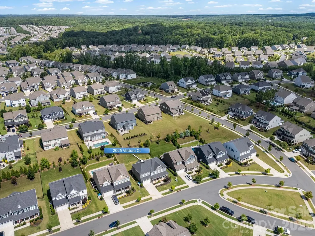2025 Vettura Court Waxhaw NC 28173