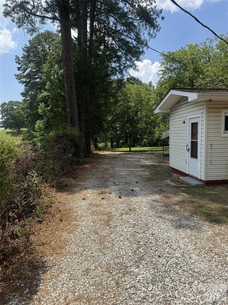 709 Sunset Drive Salisbury NC 28147