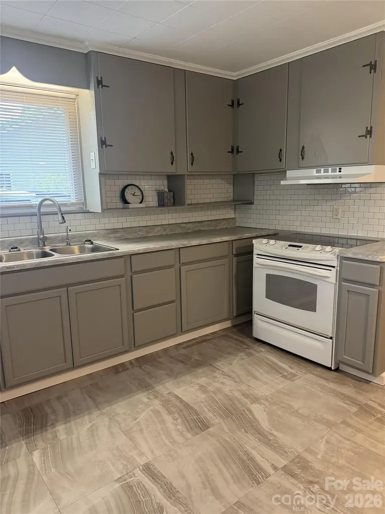709 Sunset Drive Salisbury NC 28147