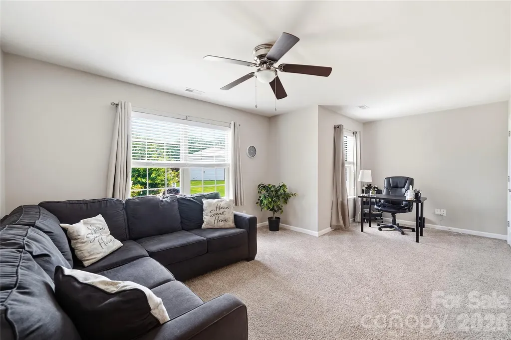 11141 Crane Creek Drive Charlotte NC 28278