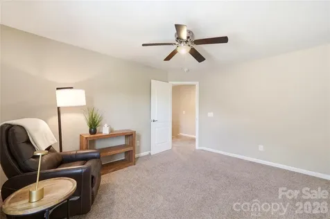11141 Crane Creek Drive Charlotte NC 28278