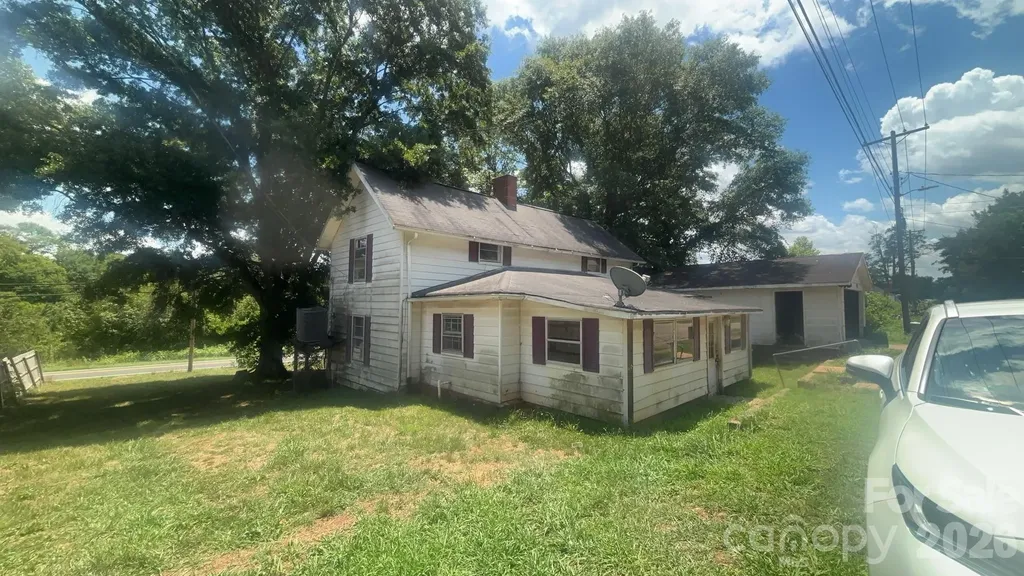 197 Main Street Henrietta NC 28076