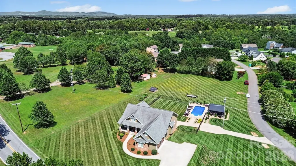 4672 Grace Chapel Road Granite Falls NC 28630