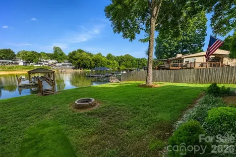 6208 Vandresser Point Hickory NC 28601