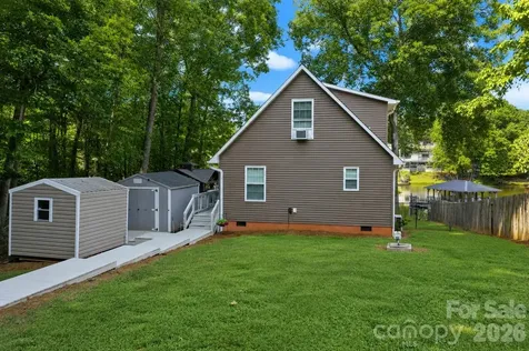 6208 Vandresser Point Hickory NC 28601