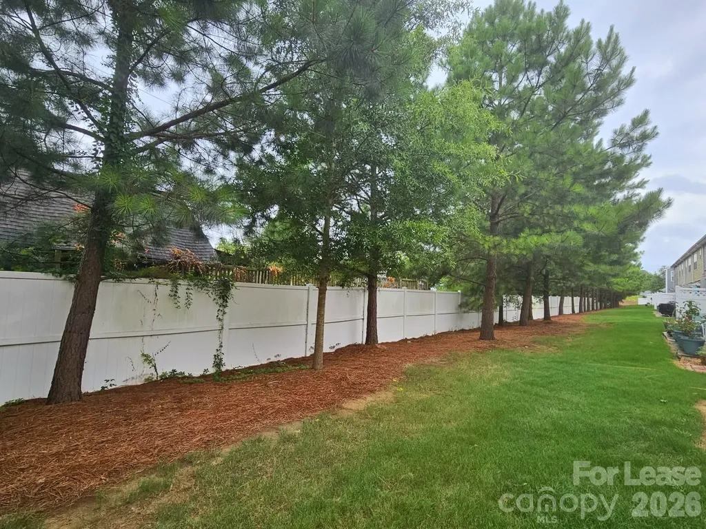 7333 Jane Parks Way Charlotte NC 28217