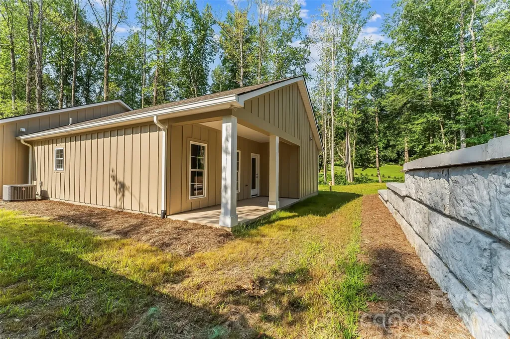 156 Oakdale Drive Morganton NC 28655