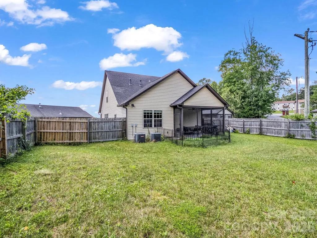 198 N River Road Fletcher NC 28732