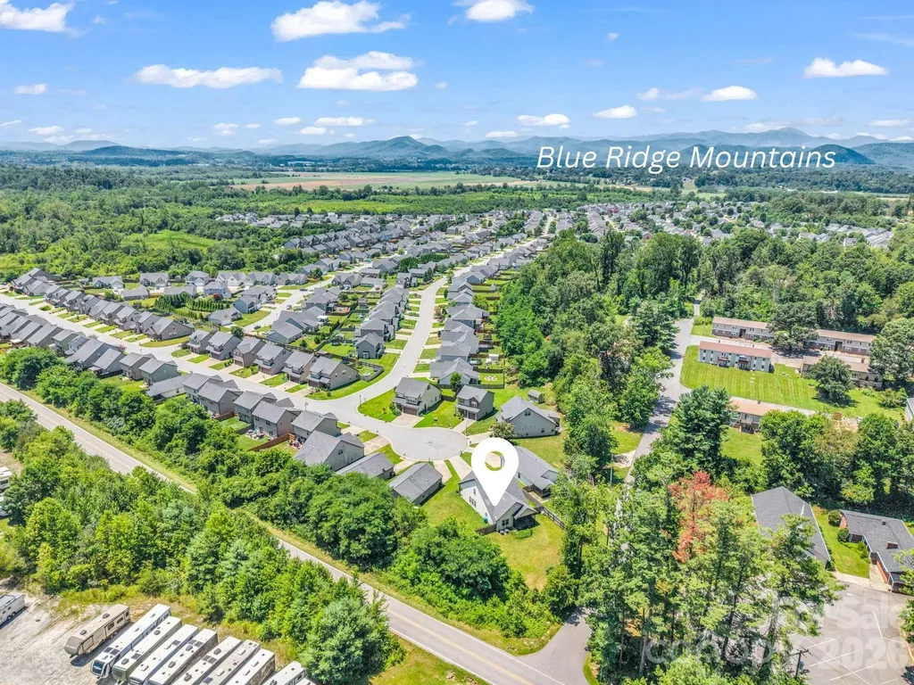 198 N River Road Fletcher NC 28732