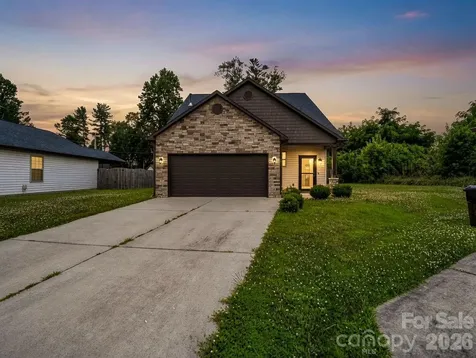 198 N River Road Fletcher NC 28732